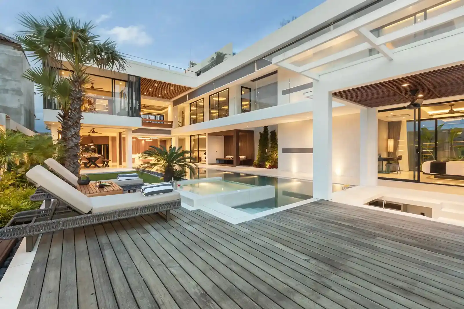 A Guide to the Best Luxury Villas in Flores for 2027