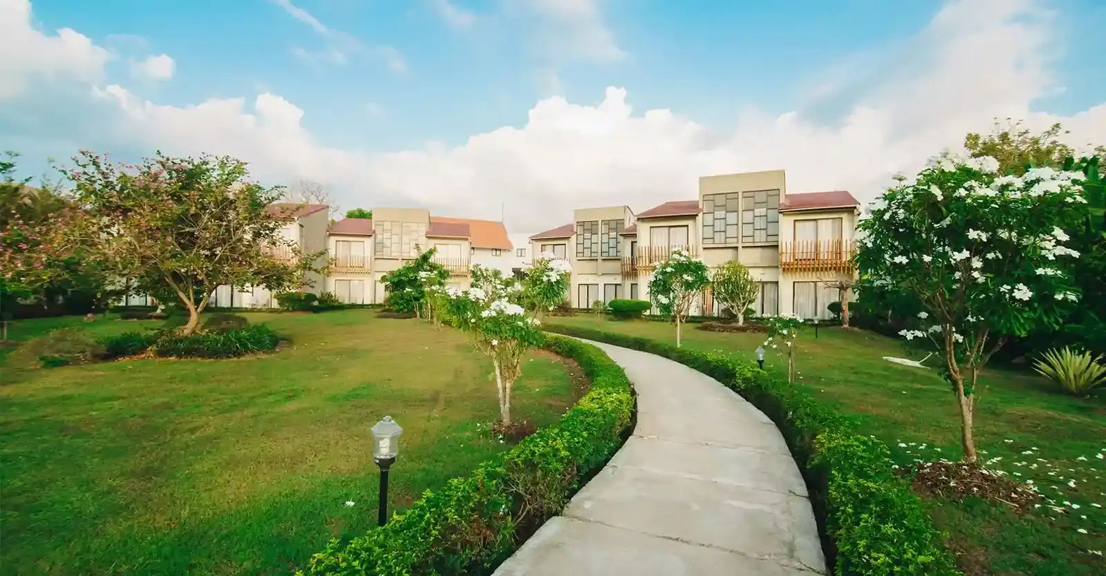 Luxury Eco-Resorts in Flores: 2027’s Best Picks