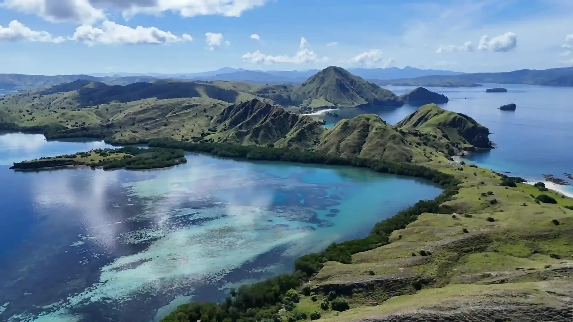Price Guide for a Luxury Liveaboard Charter in Flores, Indonesia