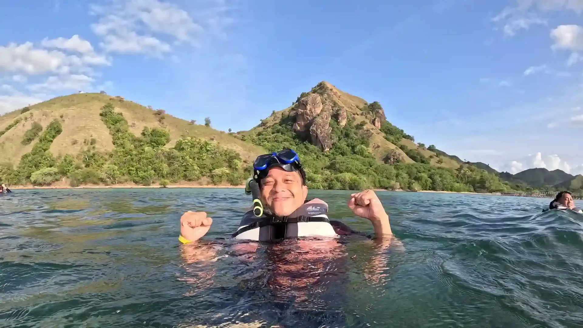 Snorkeling-Only Komodo & Flores: No Certification Needed